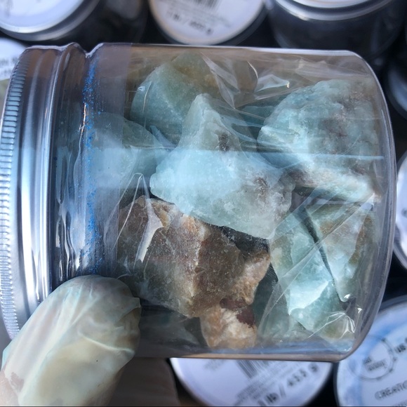 Semi Precious stones - Picture 16 of 16